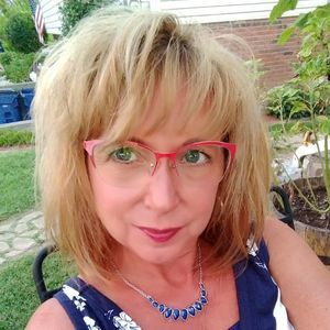 Meet your Posher, Lesley